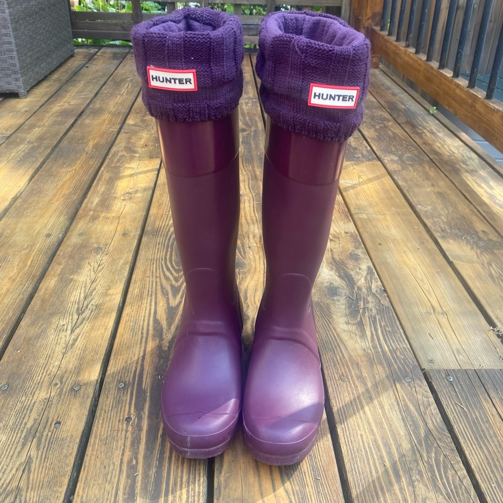 Plum Purple Hunter Original Tall Rain Boot + tall boot sock